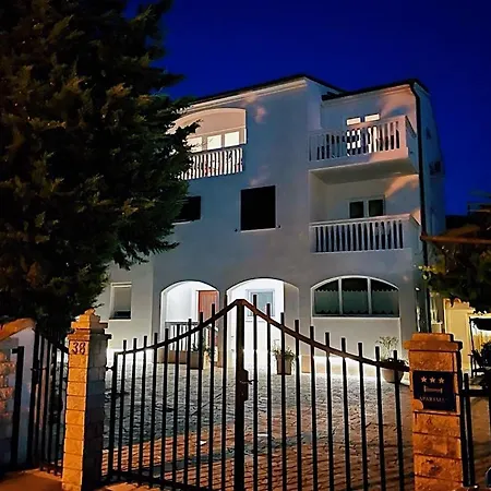 Apartmani Marin Medulin Exterior photo