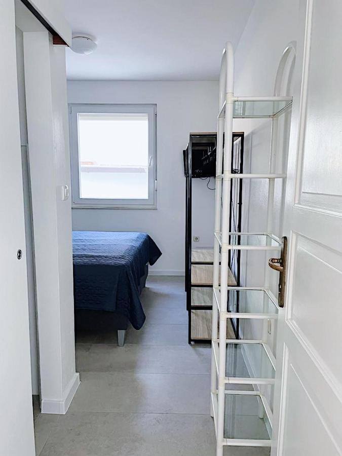 Marin Apartment *